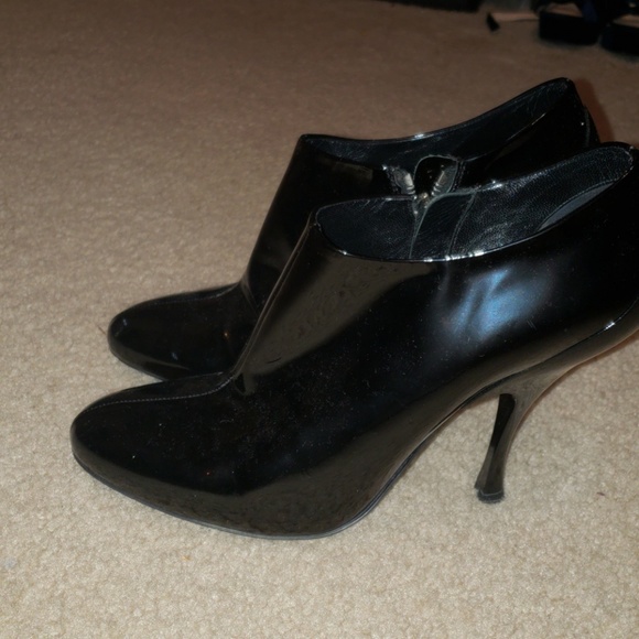 Miu Miu black patent real leather side zip shoe booties SZ 38 - Picture 4 of 13